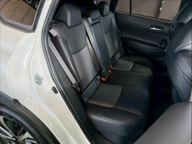 カローラクロス ハイブリッド Z 9型ナビ/シートヒーター/パワーバックドア/ブラインドスポットモニター/レーダークルーズコントロール/AppleCarPlay/オートハイビーム/ETC/オートエアコン/オートライト/パワーウインドウ(6枚目)