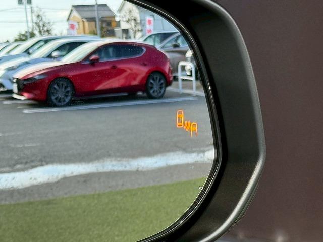 カローラクロス ハイブリッド Z 9型ナビ/シートヒーター/パワーバックドア/ブラインドスポットモニター/レーダークルーズコントロール/AppleCarPlay/オートハイビーム/ETC/オートエアコン/オートライト/パワーウインドウ(44枚目)