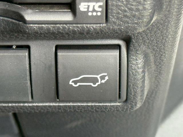 カローラクロス ハイブリッド Z 9型ナビ/シートヒーター/パワーバックドア/ブラインドスポットモニター/レーダークルーズコントロール/AppleCarPlay/オートハイビーム/ETC/オートエアコン/オートライト/パワーウインドウ(54枚目)