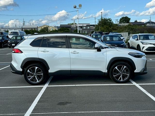 カローラクロス ハイブリッド Z 9型ナビ/シートヒーター/パワーバックドア/ブラインドスポットモニター/レーダークルーズコントロール/AppleCarPlay/オートハイビーム/ETC/オートエアコン/オートライト/パワーウインドウ(62枚目)