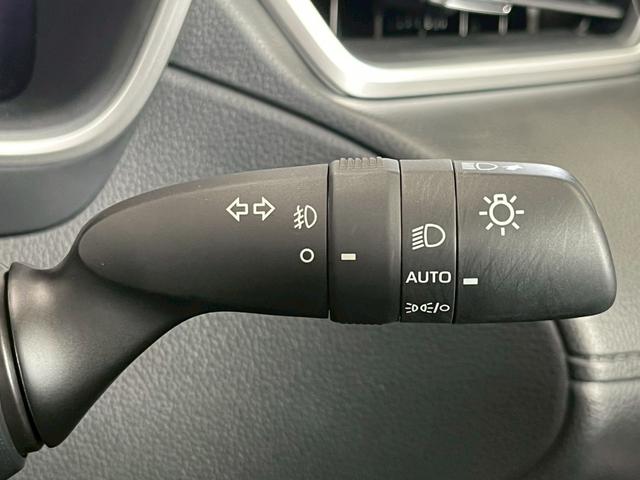 カローラクロス ハイブリッド Z 10型ナビ/全周囲カメラ/パノラマルーフ/パーキングアシスト/シートヒーター/パワーバックドア/ブラインドスポットモニター/オートハイビーム/パワーシート/レーダークルーズコントロール/ハーフレザー(40枚目)