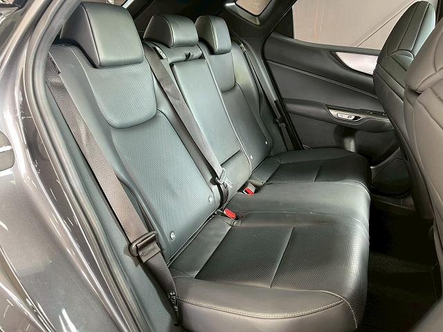 NX NX350h Fスポーツ ワンオーナー/14型ナビ/全周囲カメラ/ムーンルーフ/マークレビンソン/パワーバックドア/シートヒーター/シートクーラー/ステアリングヒーター/ブラインドスポットモニター/ヘッドアップディスプレイ(31枚目)
