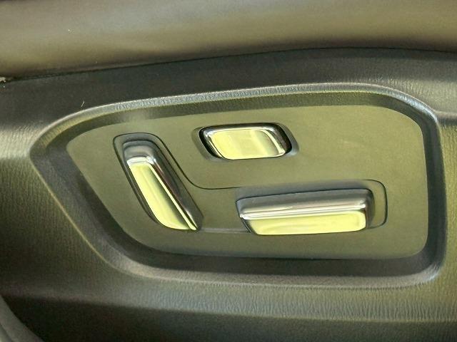 ＣＸ－５ ＸＤ　エクスクルーシブモード　１０型ナビ／全周囲カメラ／ＢＯＳＥ／ブラウンレザー／パワーバックドア／シートヒーター／シートクーラー／ステアリングヒーター／ヘッドアップディスプレイ／クリアランスソナー／ワイヤレス充電／ＬＥＤ（31枚目）