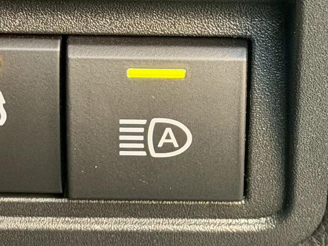 ヤリスクロス ハイブリッドＺ　ウルバーノ　純正８型ナビ／全周囲カメラ／シートヒーター／ステアリングヒーター／ブラインドスポットモニター／オートマチックハイビーム／レーダークルーズ／ＥＴＣ／オートライト／パワーシート／プッシュスタート（45枚目）