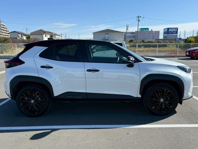 ヤリスクロス ハイブリッドＺ　ウルバーノ　純正８型ナビ／全周囲カメラ／シートヒーター／ステアリングヒーター／ブラインドスポットモニター／オートマチックハイビーム／レーダークルーズ／ＥＴＣ／オートライト／パワーシート／プッシュスタート（70枚目）