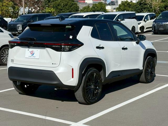 ヤリスクロス ハイブリッドＺ　ウルバーノ　純正８型ナビ／全周囲カメラ／シートヒーター／ステアリングヒーター／ブラインドスポットモニター／オートマチックハイビーム／レーダークルーズ／ＥＴＣ／オートライト／パワーシート／プッシュスタート（74枚目）