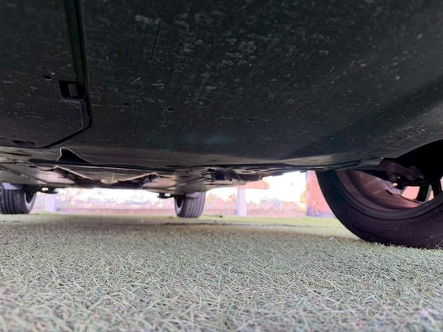 ヤリスクロス ハイブリッドＺ　ウルバーノ　純正８型ナビ／全周囲カメラ／シートヒーター／ステアリングヒーター／ブラインドスポットモニター／オートマチックハイビーム／レーダークルーズ／ＥＴＣ／オートライト／パワーシート／プッシュスタート（76枚目）