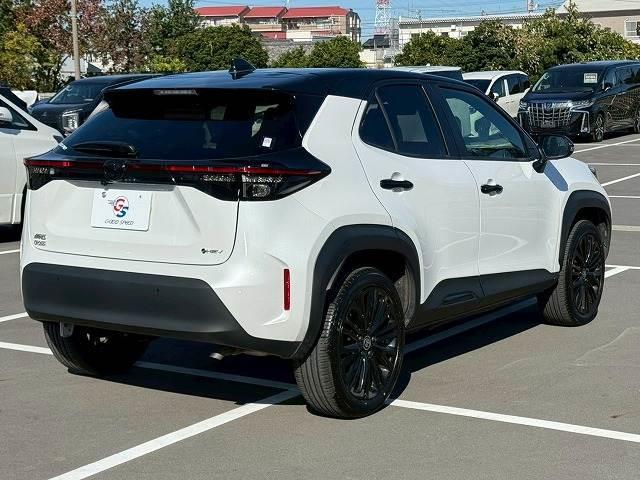 ヤリスクロス ハイブリッドＺ　ウルバーノ　純正８型ナビ／全周囲カメラ／シートヒーター／ステアリングヒーター／ブラインドスポットモニター／オートマチックハイビーム／レーダークルーズ／ＥＴＣ／オートライト／パワーシート／プッシュスタート（17枚目）