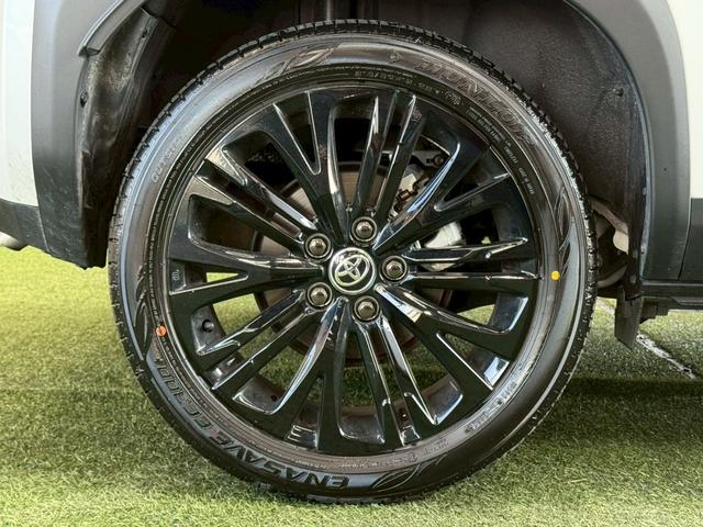 ヤリスクロス ハイブリッドＺ　ウルバーノ　純正８型ナビ／全周囲カメラ／シートヒーター／ステアリングヒーター／ブラインドスポットモニター／オートマチックハイビーム／レーダークルーズ／ＥＴＣ／オートライト／パワーシート／プッシュスタート（25枚目）