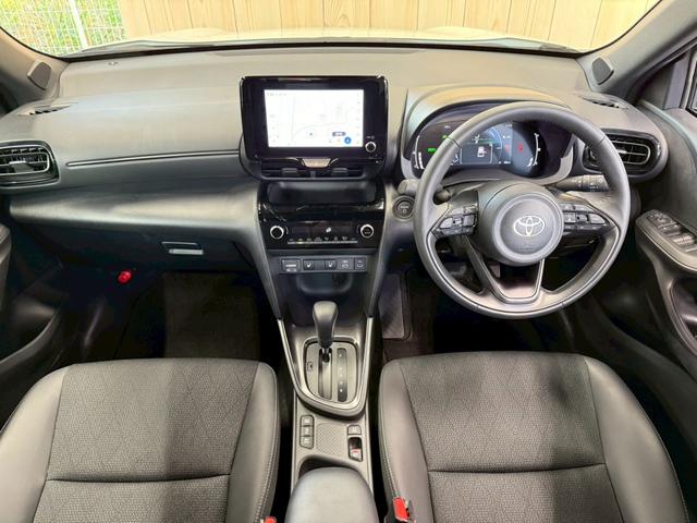 ヤリスクロス ハイブリッドＺ　ウルバーノ　純正８型ナビ／全周囲カメラ／シートヒーター／ステアリングヒーター／ブラインドスポットモニター／オートマチックハイビーム／レーダークルーズ／ＥＴＣ／オートライト／パワーシート／プッシュスタート（36枚目）