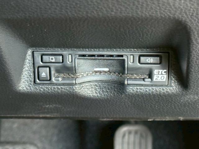 ヤリスクロス ハイブリッドＺ　ウルバーノ　純正８型ナビ／全周囲カメラ／シートヒーター／ステアリングヒーター／ブラインドスポットモニター／オートマチックハイビーム／レーダークルーズ／ＥＴＣ／オートライト／パワーシート／プッシュスタート（49枚目）