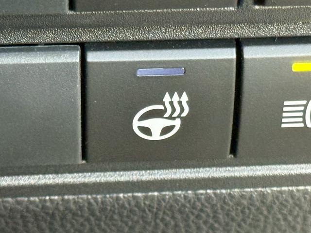 ヤリスクロス ハイブリッドＺ　ウルバーノ　純正８型ナビ／全周囲カメラ／シートヒーター／ステアリングヒーター／ブラインドスポットモニター／オートマチックハイビーム／レーダークルーズ／ＥＴＣ／オートライト／パワーシート／プッシュスタート（50枚目）