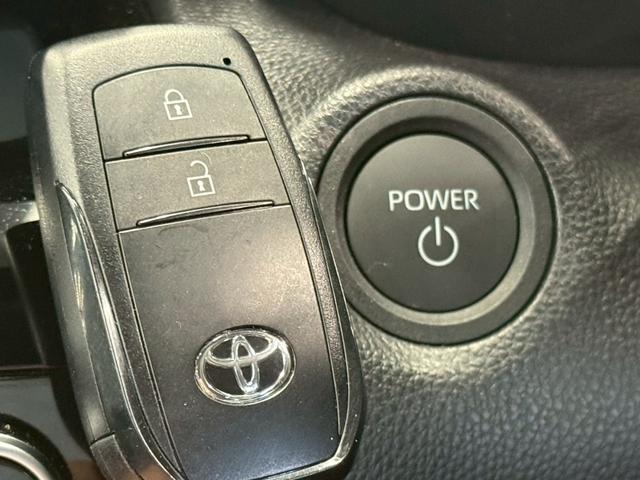 ヤリスクロス ハイブリッドＺ　ウルバーノ　純正８型ナビ／全周囲カメラ／シートヒーター／ステアリングヒーター／ブラインドスポットモニター／オートマチックハイビーム／レーダークルーズ／ＥＴＣ／オートライト／パワーシート／プッシュスタート（60枚目）