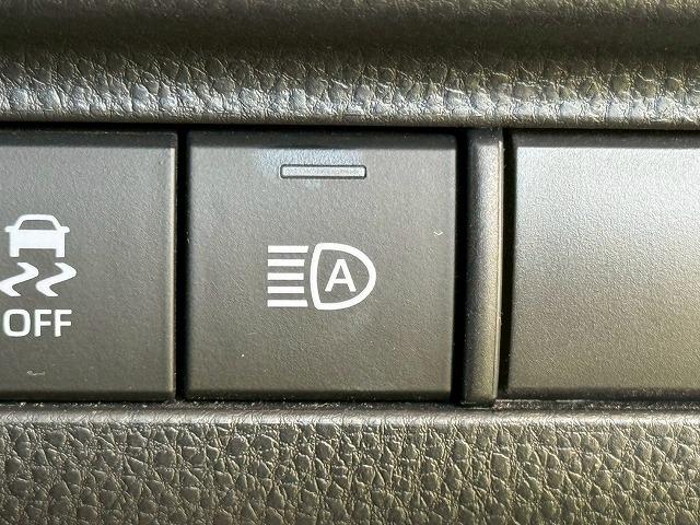 ハリアーハイブリッド Ｚ　レザーパッケージ　純正１２型ナビ／全周囲カメラ／デジタルインナーミラー／ＪＢＬスピーカー／ブラインドスポットモニター／シートメモリー／シートヒーター／シートクーラー／ステアリングヒーター／電動リアゲート／ＥＴＣ（44枚目）