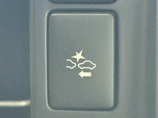 ハイエースバン スーパーＧＬ　ダークプライムＩＩ　全周囲カメラ／ＬＥＤヘッドライト／デジタルミラー／助手席エアバッック／衝突軽減ブレーキ／レーンキープアシスト／クリアランスソナー／ＡＣ１００Ｖ／両側パワースライドドア／オートエアコン／プッシュスタート（8枚目）