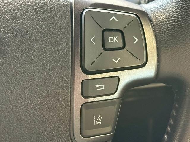 ハイエースバン スーパーＧＬ　ダークプライムＩＩ　全周囲カメラ／ＬＥＤヘッドライト／デジタルミラー／助手席エアバッック／衝突軽減ブレーキ／レーンキープアシスト／クリアランスソナー／ＡＣ１００Ｖ／両側パワースライドドア／オートエアコン／プッシュスタート（12枚目）