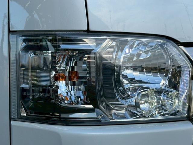 ハイエースバン スーパーＧＬ　ダークプライムＩＩ　全周囲カメラ／ＬＥＤヘッドライト／デジタルミラー／助手席エアバッック／衝突軽減ブレーキ／レーンキープアシスト／クリアランスソナー／ＡＣ１００Ｖ／両側パワースライドドア／オートエアコン／プッシュスタート（26枚目）