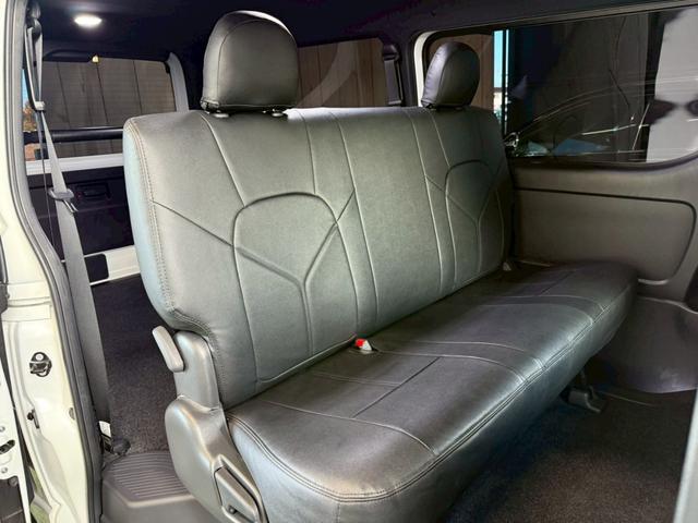 ハイエースバン スーパーＧＬ　ダークプライムＩＩ　全周囲カメラ／ＬＥＤヘッドライト／デジタルミラー／助手席エアバッック／衝突軽減ブレーキ／レーンキープアシスト／クリアランスソナー／ＡＣ１００Ｖ／両側パワースライドドア／オートエアコン／プッシュスタート（36枚目）