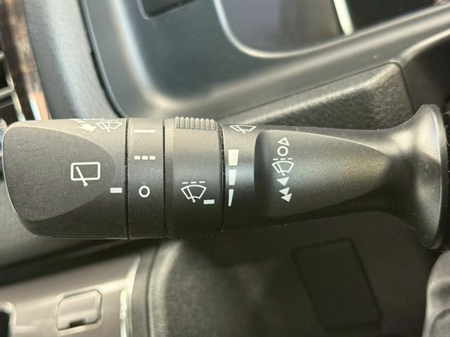 ハイエースバン スーパーＧＬ　ダークプライムＩＩ　全周囲カメラ／ＬＥＤヘッドライト／デジタルミラー／助手席エアバッック／衝突軽減ブレーキ／レーンキープアシスト／クリアランスソナー／ＡＣ１００Ｖ／両側パワースライドドア／オートエアコン／プッシュスタート（43枚目）