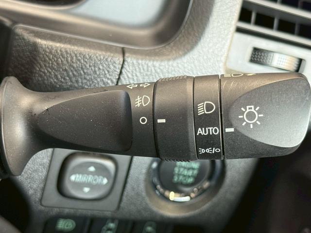 ハイエースバン スーパーＧＬ　ダークプライムＩＩ　全周囲カメラ／ＬＥＤヘッドライト／デジタルミラー／助手席エアバッック／衝突軽減ブレーキ／レーンキープアシスト／クリアランスソナー／ＡＣ１００Ｖ／両側パワースライドドア／オートエアコン／プッシュスタート（44枚目）