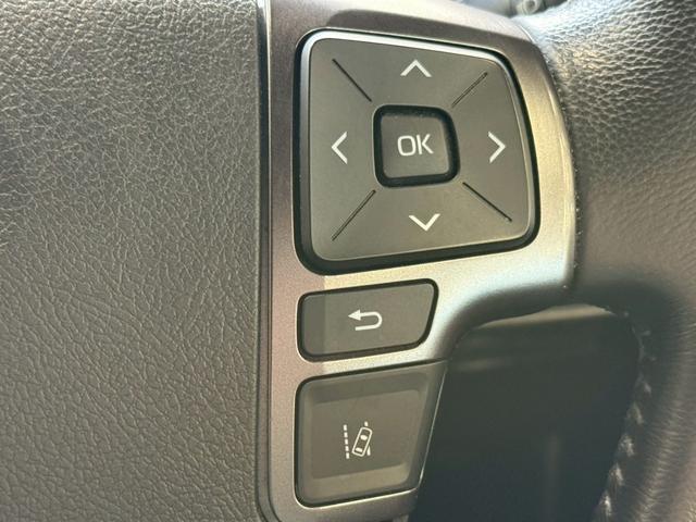 ハイエースバン スーパーＧＬ　ダークプライムＩＩ　全周囲カメラ／ＬＥＤヘッドライト／デジタルミラー／助手席エアバッック／衝突軽減ブレーキ／レーンキープアシスト／クリアランスソナー／ＡＣ１００Ｖ／両側パワースライドドア／オートエアコン／プッシュスタート（45枚目）