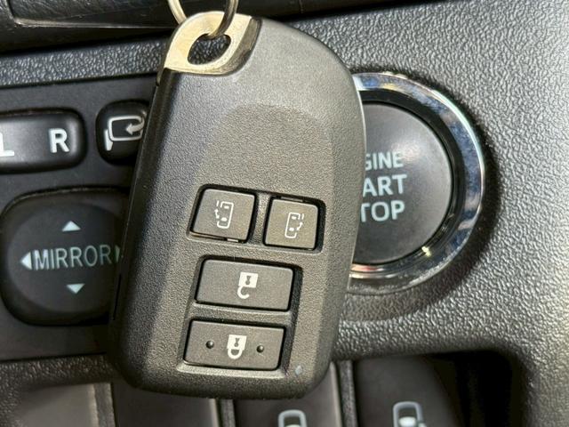 ハイエースバン スーパーＧＬ　ダークプライムＩＩ　全周囲カメラ／ＬＥＤヘッドライト／デジタルミラー／助手席エアバッック／衝突軽減ブレーキ／レーンキープアシスト／クリアランスソナー／ＡＣ１００Ｖ／両側パワースライドドア／オートエアコン／プッシュスタート（49枚目）