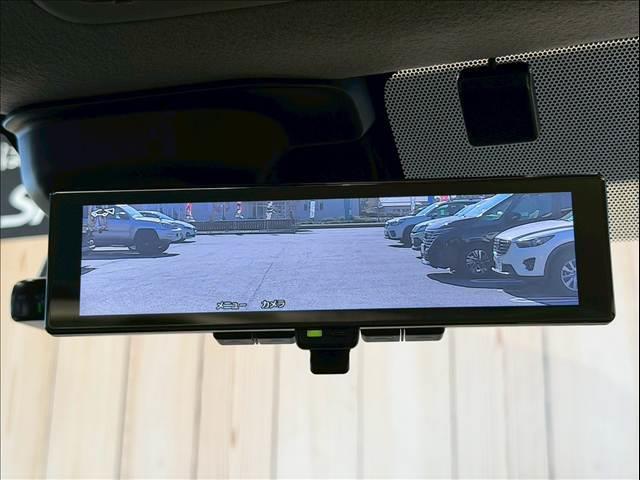 キャラバン ロンググランドプレミアムＧＸ　純正ナビ／全周囲カメラ／片側電動スライドドア／デジタルインナーミラー／ハーフレザーシート／オートエアコン／オートライト／ＥＴＣ／パワーウインドウ／横滑り防止／電動格納ミラー／リアクーラー（8枚目）