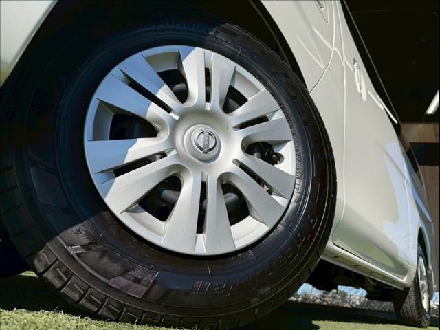 キャラバン ロンググランドプレミアムＧＸ　純正ナビ／全周囲カメラ／片側電動スライドドア／デジタルインナーミラー／ハーフレザーシート／オートエアコン／オートライト／ＥＴＣ／パワーウインドウ／横滑り防止／電動格納ミラー／リアクーラー（19枚目）