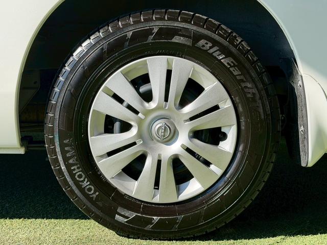 キャラバン ロンググランドプレミアムＧＸ　純正ナビ／全周囲カメラ／片側電動スライドドア／デジタルインナーミラー／ハーフレザーシート／オートエアコン／オートライト／ＥＴＣ／パワーウインドウ／横滑り防止／電動格納ミラー／リアクーラー（27枚目）