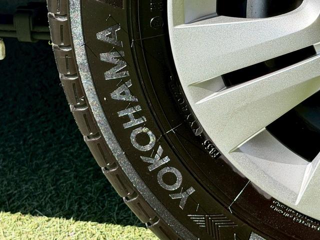 キャラバン ロンググランドプレミアムＧＸ　純正ナビ／全周囲カメラ／片側電動スライドドア／デジタルインナーミラー／ハーフレザーシート／オートエアコン／オートライト／ＥＴＣ／パワーウインドウ／横滑り防止／電動格納ミラー／リアクーラー（29枚目）