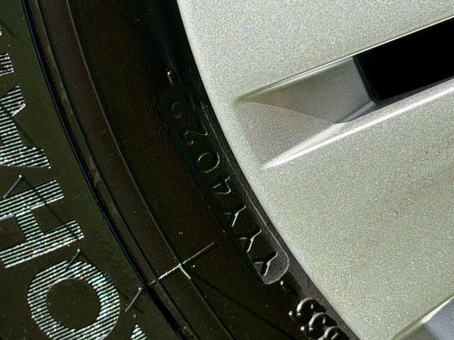 キャラバン ロンググランドプレミアムＧＸ　純正ナビ／全周囲カメラ／片側電動スライドドア／デジタルインナーミラー／ハーフレザーシート／オートエアコン／オートライト／ＥＴＣ／パワーウインドウ／横滑り防止／電動格納ミラー／リアクーラー（30枚目）