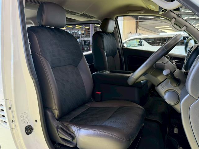 キャラバン ロンググランドプレミアムＧＸ　純正ナビ／全周囲カメラ／片側電動スライドドア／デジタルインナーミラー／ハーフレザーシート／オートエアコン／オートライト／ＥＴＣ／パワーウインドウ／横滑り防止／電動格納ミラー／リアクーラー（32枚目）