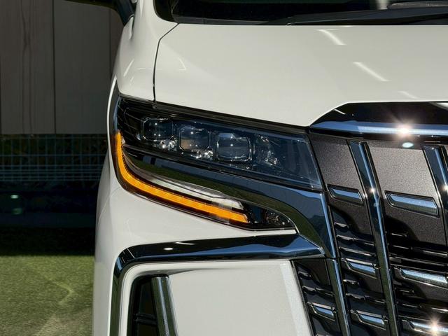 アルファード 2.5S Cパッケージ 純正ナビ/サンルーフ/フリップダウンモニター/デジタルインナーミラー/パワーバックドア/シートクーラー/シートヒーター/ステアリングヒーター/BSM/レーダークルーズコントロール/CD/DVD(23枚目)