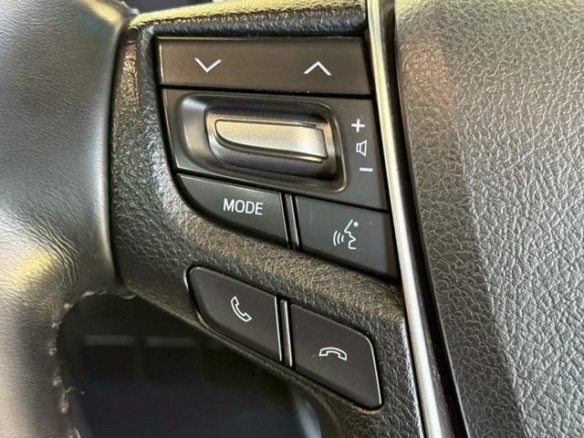 アルファード 2.5S Cパッケージ 純正ナビ/サンルーフ/フリップダウンモニター/デジタルインナーミラー/パワーバックドア/シートクーラー/シートヒーター/ステアリングヒーター/BSM/レーダークルーズコントロール/CD/DVD(43枚目)