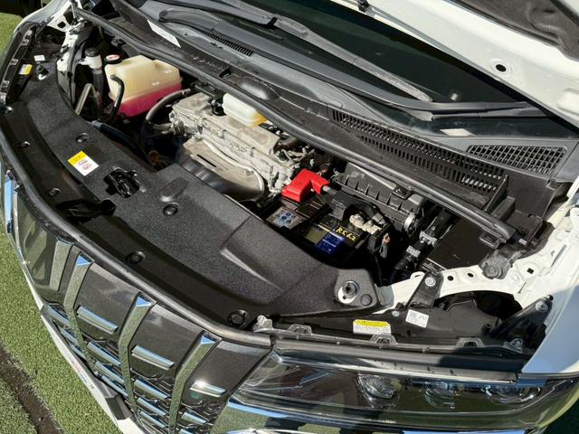 アルファード 2.5S Cパッケージ 純正ナビ/サンルーフ/フリップダウンモニター/デジタルインナーミラー/パワーバックドア/シートクーラー/シートヒーター/ステアリングヒーター/BSM/レーダークルーズコントロール/CD/DVD(72枚目)