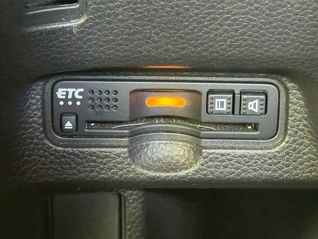 N-BOXカスタム G・Lホンダセンシング 純正8型ナビ/両側電動スライドドア/衝突軽減ブレーキ/バックカメラ/Bluetooth/レーンキープアシスト/レーダークルーズコントロール/クリアランスソナー/プッシュスタート/ETC/オートライト(12枚目)