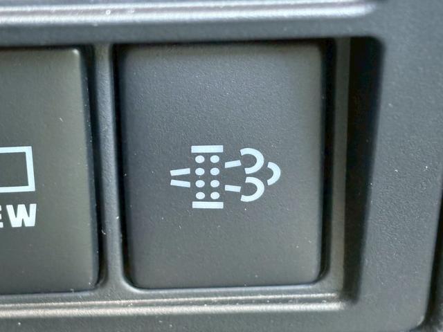 ハイラックス Ｚ　ＧＲスポーツ　純正ディスプレイ／全周囲カメラ／ＧＲスポーツバー／ベッドライナー／クリアランスソナー／レーダークルーズコントロール／パワーシート／パドルシフト／ＥＴＣ／オートエアコン／オートライト／パワーウインドウ（49枚目）