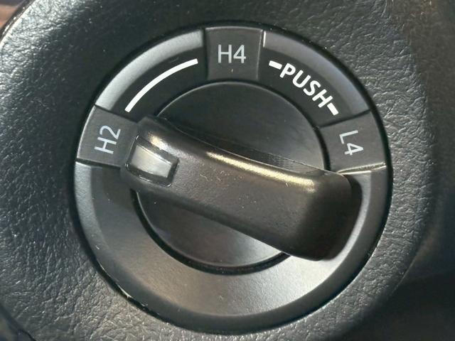 ハイラックス Ｚ　ＧＲスポーツ　純正ディスプレイ／全周囲カメラ／ＧＲスポーツバー／ベッドライナー／クリアランスソナー／レーダークルーズコントロール／パワーシート／パドルシフト／ＥＴＣ／オートエアコン／オートライト／パワーウインドウ（50枚目）