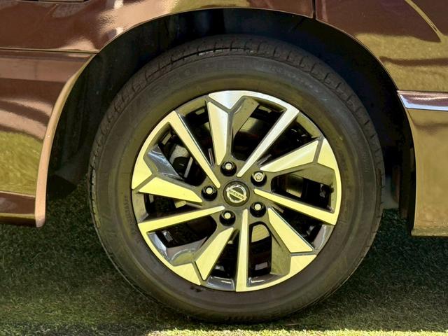 セレナ e-パワー ハイウェイスターV プロパイロット/純正10型ナビ/全周囲カメラ/後席モニター/両側電動スライドドア/デジタルインナーミラー/ステアリングヒーター/シートヒーター/ブラインドスポットモニター/ETC/寒冷地仕様(29枚目)