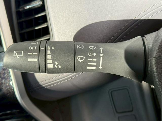 セレナ e-パワー ハイウェイスターV プロパイロット/純正10型ナビ/全周囲カメラ/後席モニター/両側電動スライドドア/デジタルインナーミラー/ステアリングヒーター/シートヒーター/ブラインドスポットモニター/ETC/寒冷地仕様(43枚目)