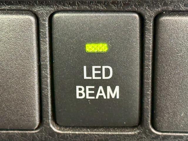 ハリアー エレガンス　ＧＲスポーツ　純正９型ナビ／サンルーフ／衝突軽減ブレーキ／レーダークルーズコントロール／ＥＴＣ／パワーシート／電子サイドブレーキ／ハーフレザーシート／バックカメラ／パワーウインドウ／オートハイビーム／ＬＥＤヘッド（45枚目）