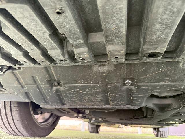 ハリアー エレガンス　ＧＲスポーツ　純正９型ナビ／サンルーフ／衝突軽減ブレーキ／レーダークルーズコントロール／ＥＴＣ／パワーシート／電子サイドブレーキ／ハーフレザーシート／バックカメラ／パワーウインドウ／オートハイビーム／ＬＥＤヘッド（74枚目）