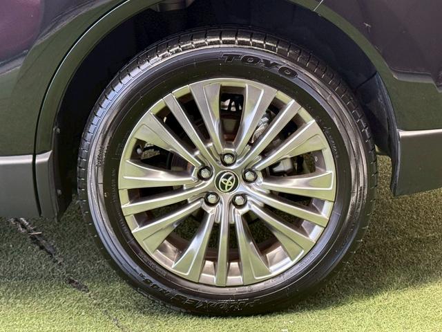 ハリアーハイブリッド Z レザーパッケージ 純正12型ナビ/全周囲カメラ/JBLサウンド/デジタルインナーミラー/パワーバックドア/シートヒーター/シートクーラー/ステアリングヒーター/ブラインドスポットモニター/レーダークルーズコントロール(25枚目)