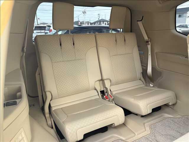 ランドクルーザー ＺＸ　モデリスタエアロ／リアエンターテイメント／クールボックス／サンルーフ／ブラックルーフレール／寒冷地仕様／リアデフロック／ＪＢＬ／シートヒーター／シートクーラー／ステアリングヒーター／全周囲カメラ（7枚目）