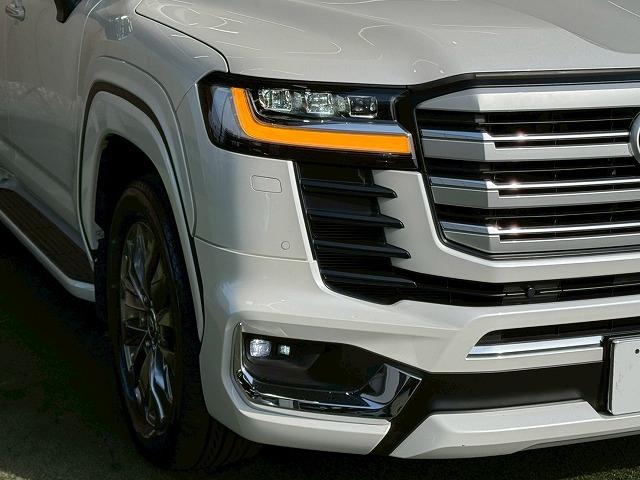 ランドクルーザー ＺＸ　モデリスタエアロ／リアエンターテイメント／クールボックス／サンルーフ／ブラックルーフレール／寒冷地仕様／リアデフロック／ＪＢＬ／シートヒーター／シートクーラー／ステアリングヒーター／全周囲カメラ（21枚目）