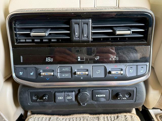 ランドクルーザー ＺＸ　モデリスタエアロ／リアエンターテイメント／クールボックス／サンルーフ／ブラックルーフレール／寒冷地仕様／リアデフロック／ＪＢＬ／シートヒーター／シートクーラー／ステアリングヒーター／全周囲カメラ（62枚目）