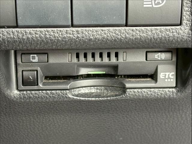 ＲＡＶ４ アドベンチャー　純正９型ナビ／デルタフォース１６インチ／リフトアップ／ＴＲＤルーフラック／ステアリングヒーター／シートクーラー／シートヒーター／レーダークルーズコントロール／バックカメラ／パワーシート／ＬＥＤ／ＥＴＣ（12枚目）