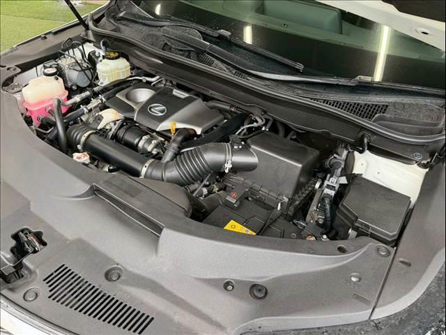 RX RX200t Fスポーツ 純正ナビ/サンルーフ/全周囲カメラ/ブラックレザー/レーダークルーズコントロール/ブラインドスポットモニター/シートヒーター/シートクーラー/AC100V/パワーバックドア/ステアリングヒーター(18枚目)