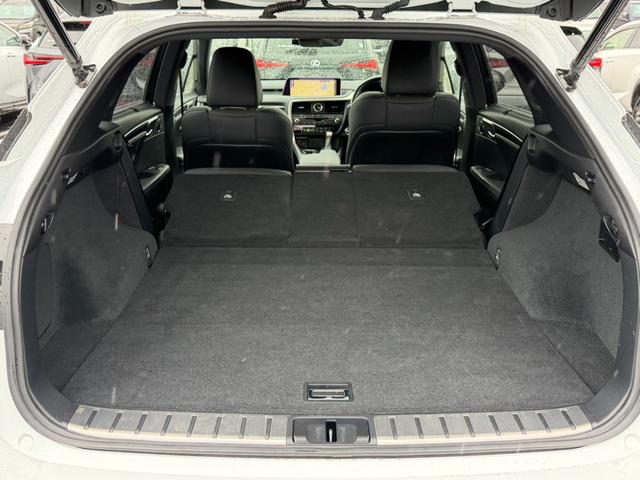 RX RX200t Fスポーツ 純正ナビ/サンルーフ/全周囲カメラ/ブラックレザー/レーダークルーズコントロール/ブラインドスポットモニター/シートヒーター/シートクーラー/AC100V/パワーバックドア/ステアリングヒーター(36枚目)