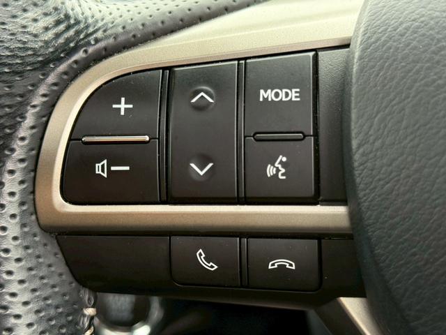 RX RX200t Fスポーツ 純正ナビ/サンルーフ/全周囲カメラ/ブラックレザー/レーダークルーズコントロール/ブラインドスポットモニター/シートヒーター/シートクーラー/AC100V/パワーバックドア/ステアリングヒーター(41枚目)